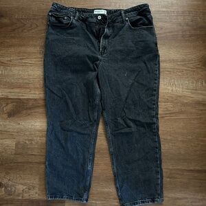Abercrombie Curve Love Jeans (mom high rise)